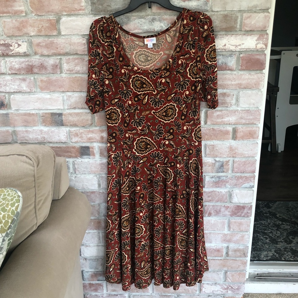 LuLaRoe XL Nicole-Maroon and tan paisley dress